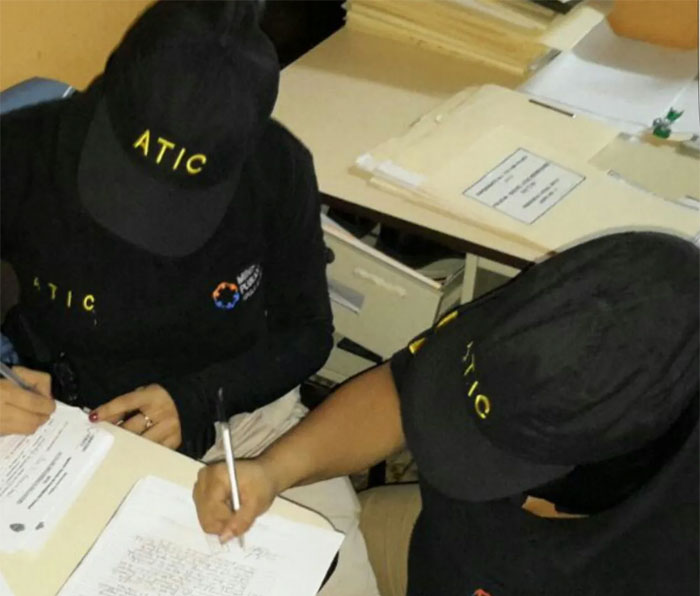 Secuestran documentos en la Empresa Nacional Portuaria de Puerto Cortés Secuestran documentos en la Empresa Nacional Portuaria de Puerto Cortés