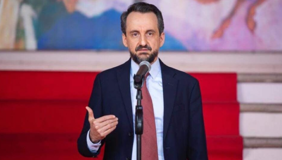 Gobierno anuncia nuevo programa de becas Gobierno anuncia nuevo programa de becas