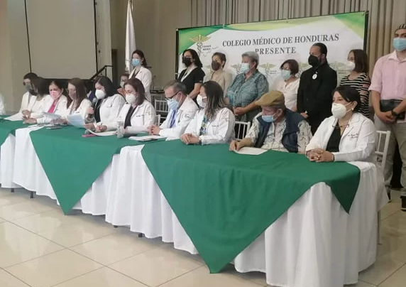 CMH anuncia protestas de médicos por falta de pagos