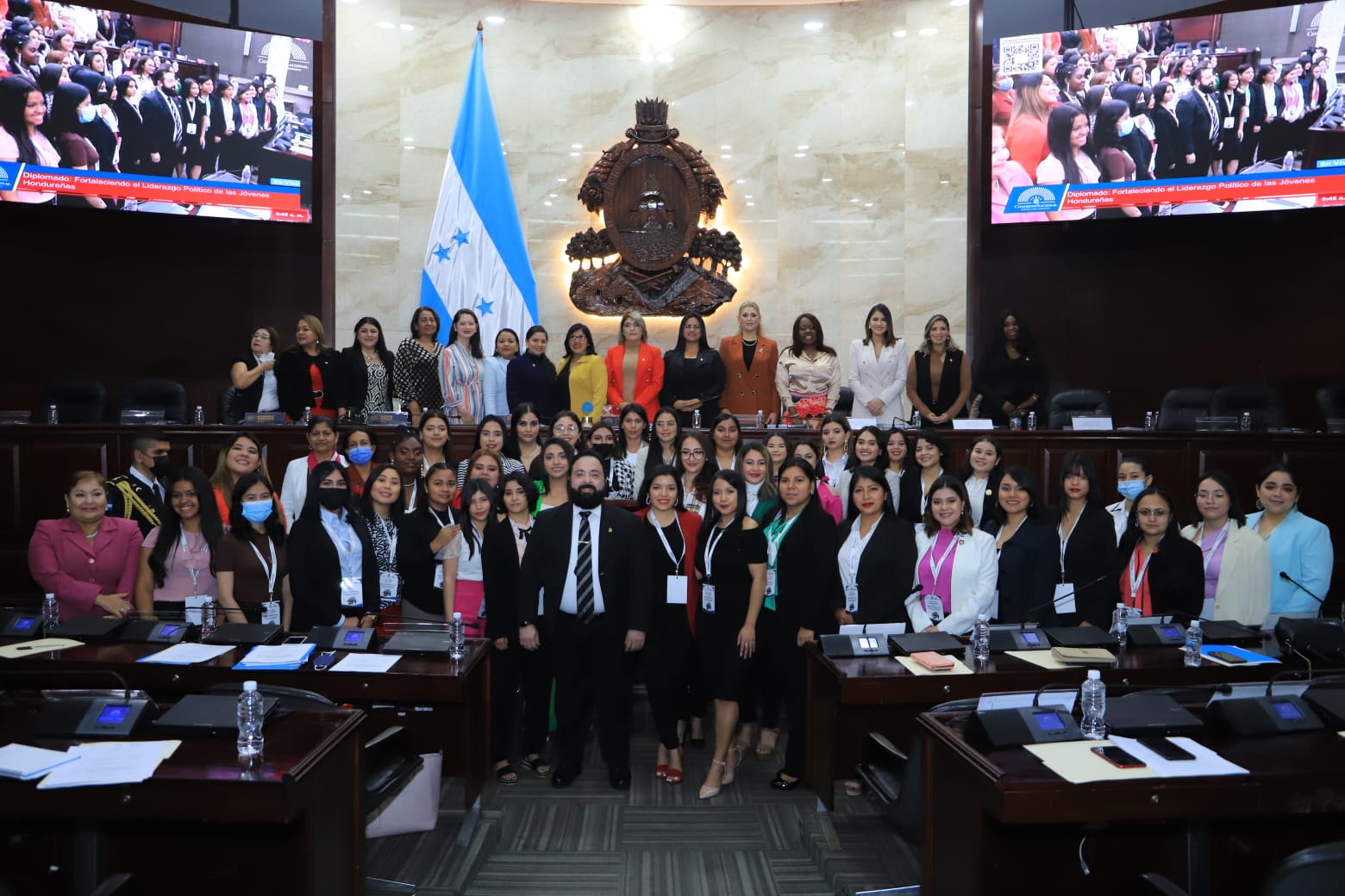 Congreso del Pueblo fue sede del cierre del diplomado “Fortaleciendo el Liderazgo Político de las Jóvenes Hondureñas” Congreso del Pueblo fue sede del cierre del diplomado “Fortaleciendo el Liderazgo Político de las Jóvenes Hondureñas”