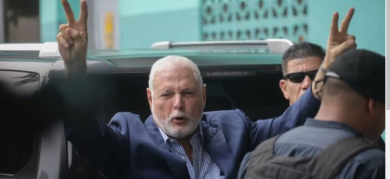 Expresidente Martinelli a juicio por supuesto blanqueo en compra de medios