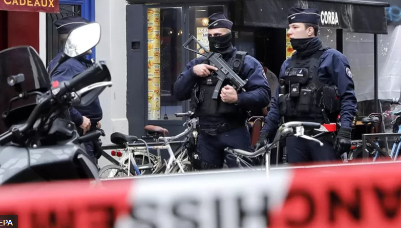 Tiroteo en París: 3 personas muertas y varios heridos tras el ataque de un hombre armado