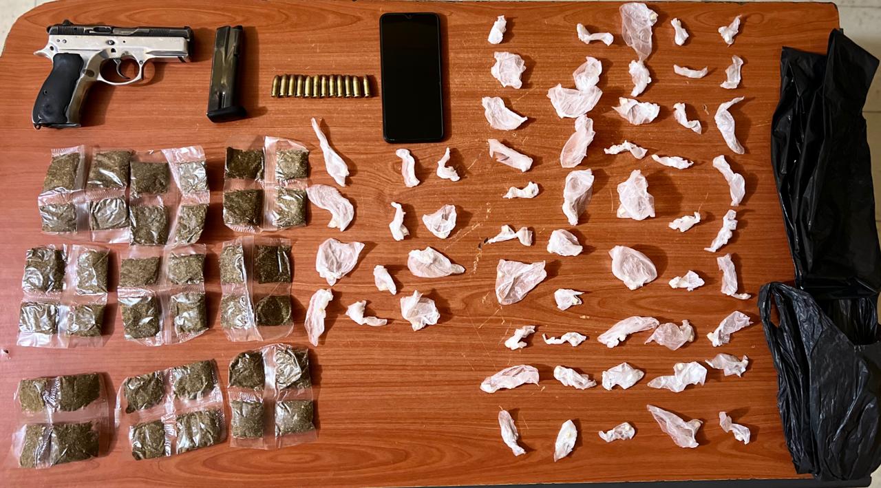 Detienen a alias «El Chanchito y El Negro», supuestos miembros activos de la MS-13 en poder de droga y arma de fuego