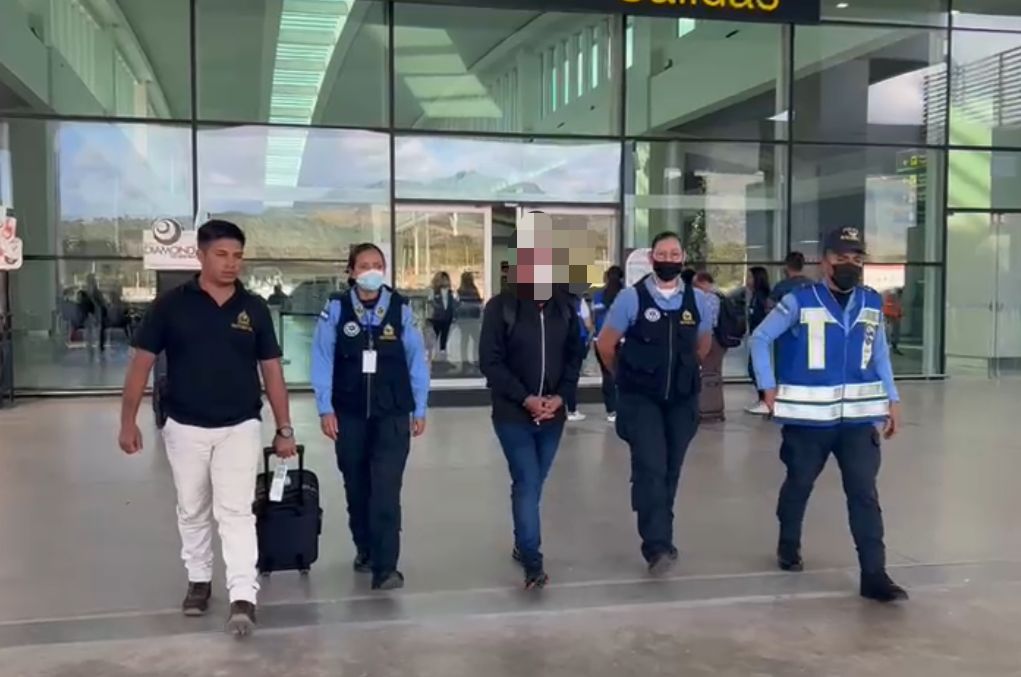 Capturan a ciudadano retornado de Panamá por los delitos rapto y violación especial