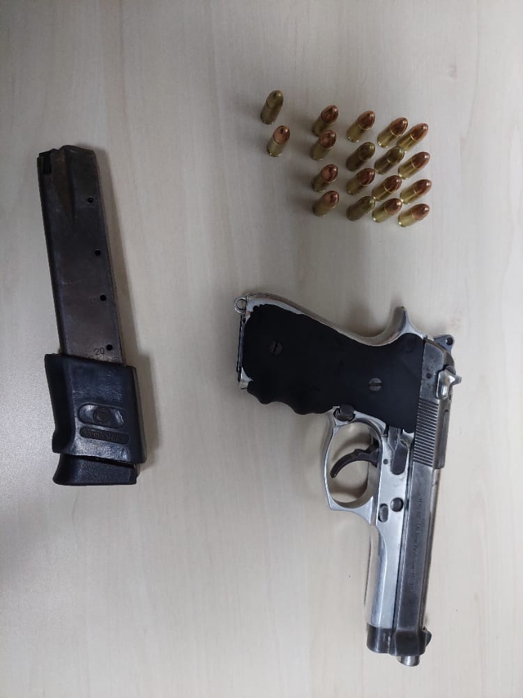 Por portación ilegal de armas dos ciudadanos son detenidos en Santa Bárbara Por portación ilegal de armas dos ciudadanos son detenidos en Santa Bárbara