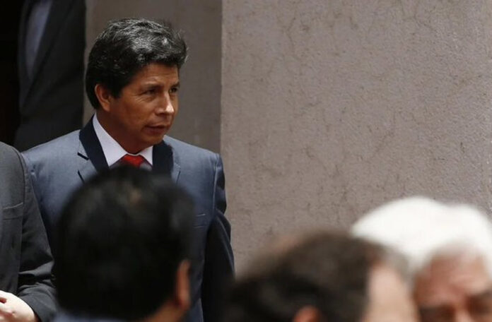 El presidente Castillo abandona el Palacio de Gobierno con rumbo desconocido