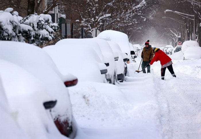 La gran tormenta de EEUU deja a miles de personas sin luz y sin poder volar La gran tormenta de EEUU deja a miles de personas sin luz y sin poder volar