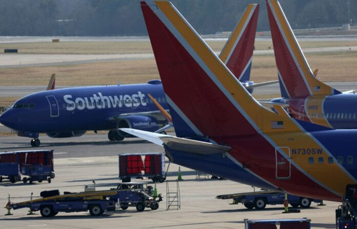 Casi 4,000 vuelos cancelados en EEUU Casi 4,000 vuelos cancelados en EEUU