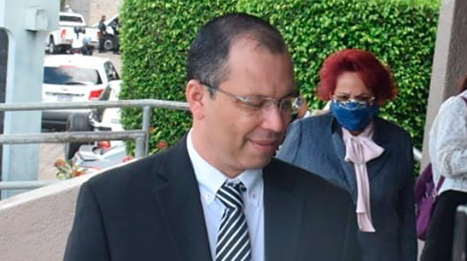 Suspenden audiencia preliminar contra exdiputado Reynaldo Ekonomo