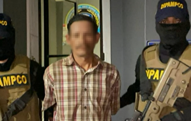 Madre de Enoc Pérez, exige a la justicia hondureña que les caiga todo el peso de la ley a los responsables de la desaparición de su hijo Madre de Enoc Pérez, exige a la justicia hondureña que les caiga todo el peso de la ley a los responsables de la desaparición de su hijo