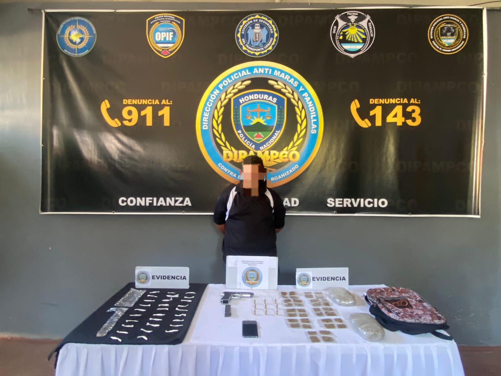 Captura a alias «EL GRAN CALI», encargado de las plazas de droga de la Mara MS-13, en Choloma, Cortés Captura a alias «EL GRAN CALI», encargado de las plazas de droga de la Mara MS-13, en Choloma, Cortés