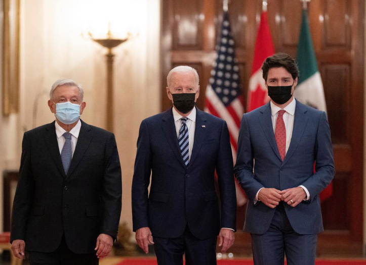 Monólogo de 28 minutos de AMLO desconcierta a Biden y Trudeau