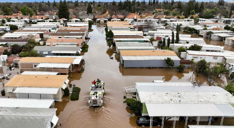 Cifra de muertos por tormentas en California sube a 17 en las últimas horas
