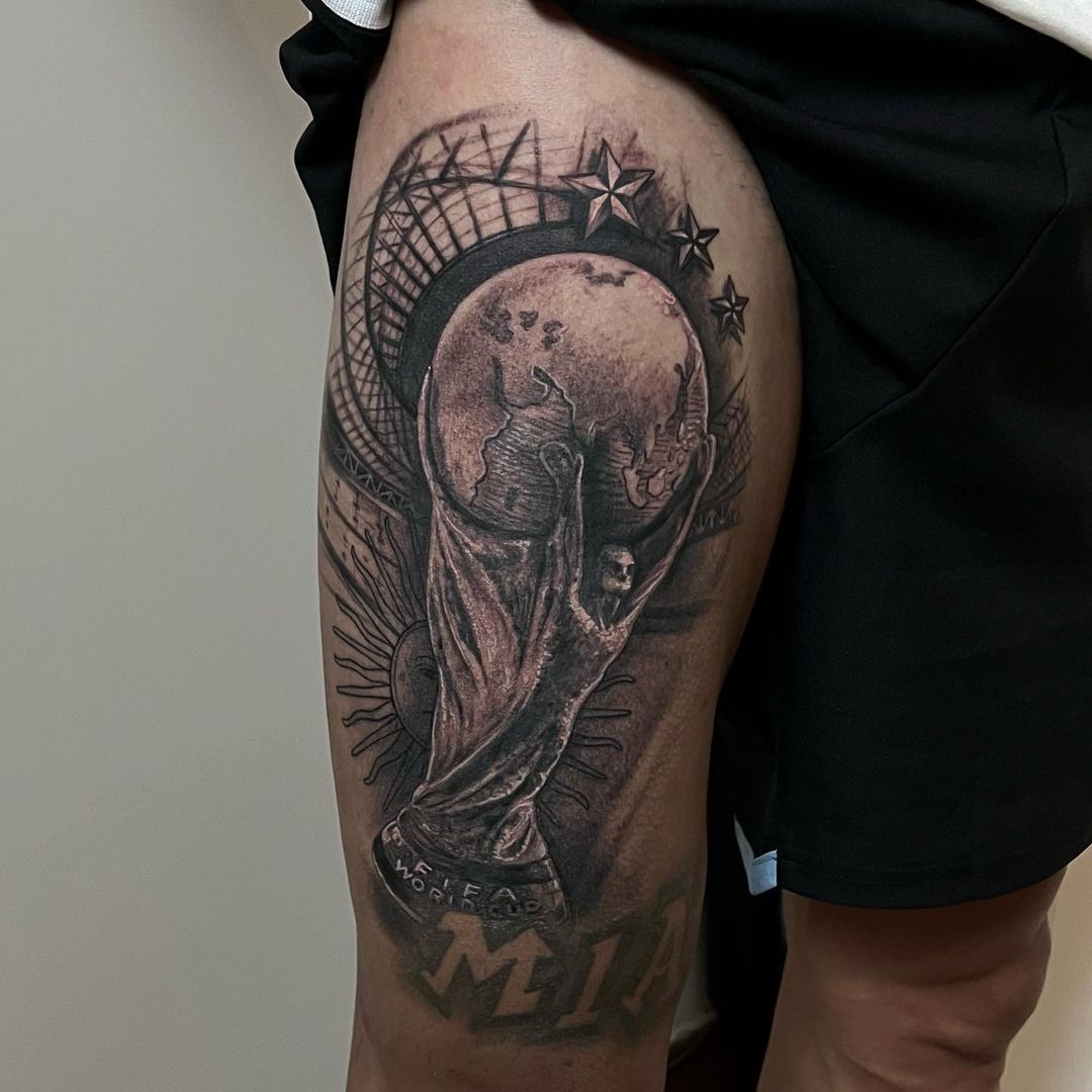 El Fideo Ángel Di María se realiza impresionante tatuaje tras ganar el Mundial de Qatar El Fideo Ángel Di María se realiza impresionante tatuaje tras ganar el Mundial de Qatar