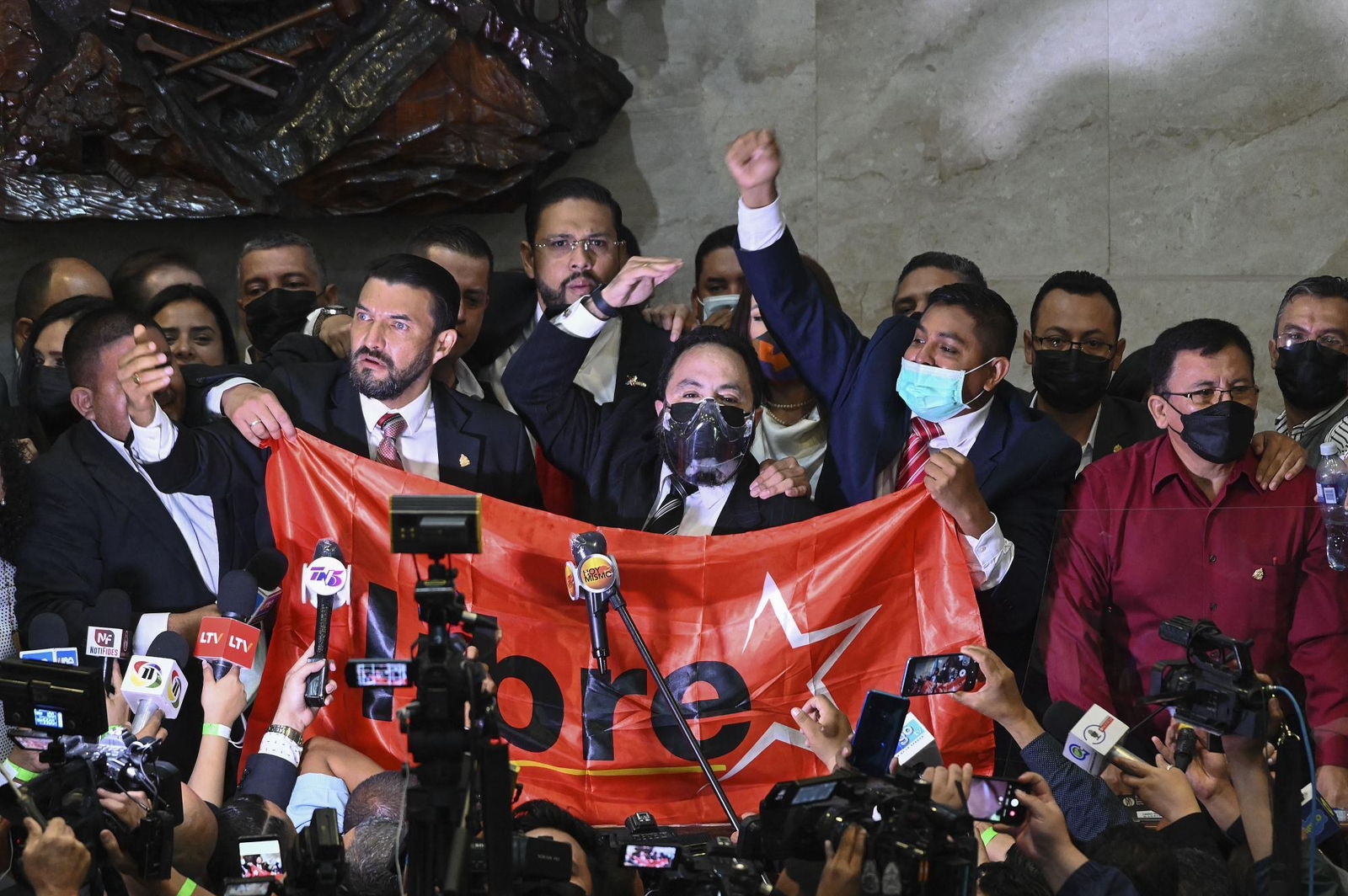 Presidente Luis Redondo agradece a LIBRE por apoyar el Acuerdo Bicentenario para refundar Honduras