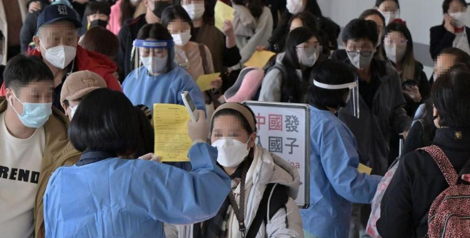 EE.UU. ofrece vacunas a China para controlar el rebrote de COVID-19