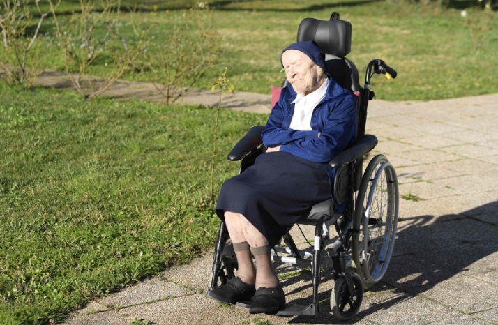 Muere la monja francesa que era la persona más longeva del mundo con 118 años Muere la monja francesa que era la persona más longeva del mundo con 118 años