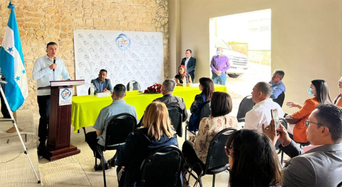 Rolando Argueta defiende su gestión y niega beneficios a corruptos en CSJ