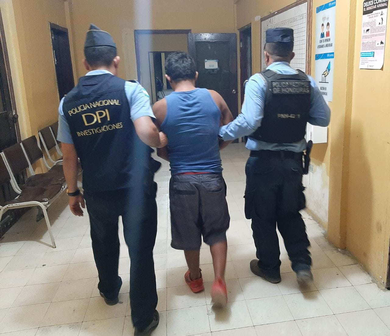 Policía Nacional detiene a «El Renco» presunto distribuidor de droga de la MS-13 en El Negrito, Yoro