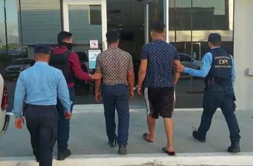 Capturan a dos presuntos gatilleros de la banda delictiva «Los Olanchanos»