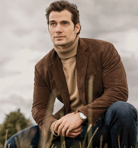 Henry Cavill es nombrado como el hombre más guapo del 2022