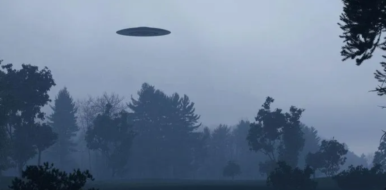 ‘Viajero del tiempo’ asegura que este años los extraterrestres invadirán la Tierra