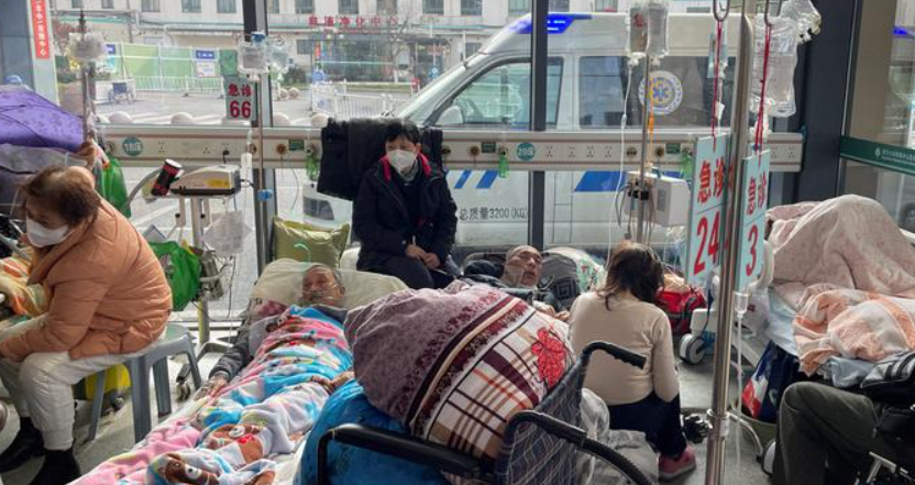 China reporta casi 13.000 muertes por COVID-19 en una semana