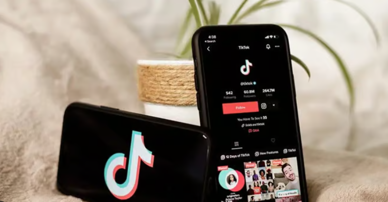 Comisión Europea prohíbe el uso de TikTok en sus teléfonos y dispositivos oficiales