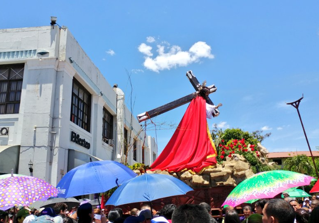 Nicaragua prohíbe a la Iglesia católica realizar las procesiones de viacrucis