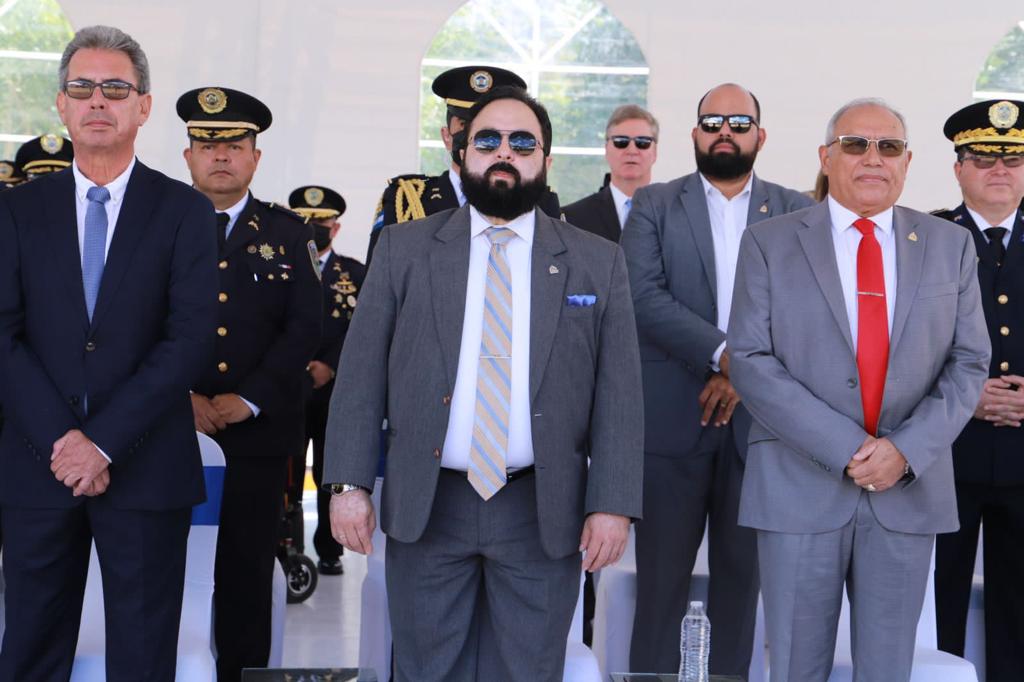 Presidente Redondo participó en ascensos de la Policía Nacional Presidente Redondo participó en ascensos de la Policía Nacional