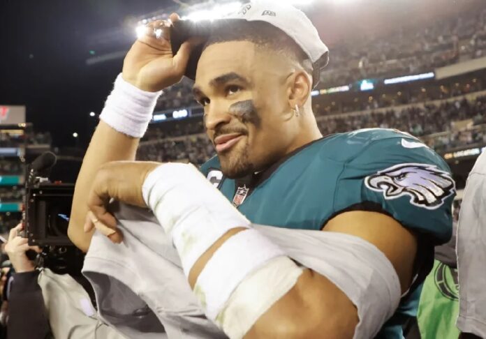 Jalen Hurts, obsesionado con conectar con la mentalidad de Tom Brady