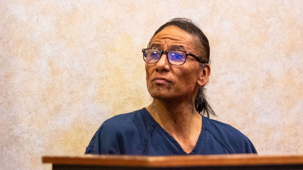 El actor de “Danza con lobos” acusado de abuso sexual a menores en Las Vegas seguirá detenido