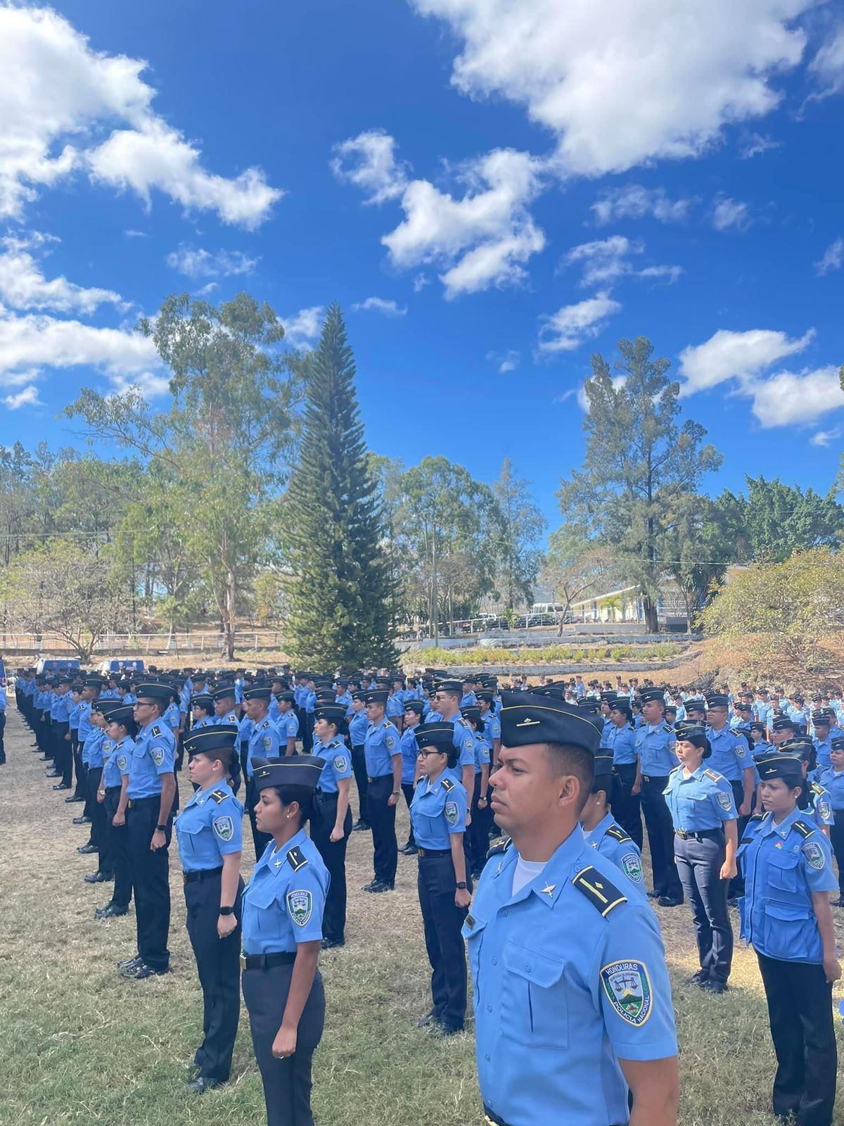 Policía Nacional distribuye nuevos Oficiales Auxiliares en las unidades departamentales y metropolitanas