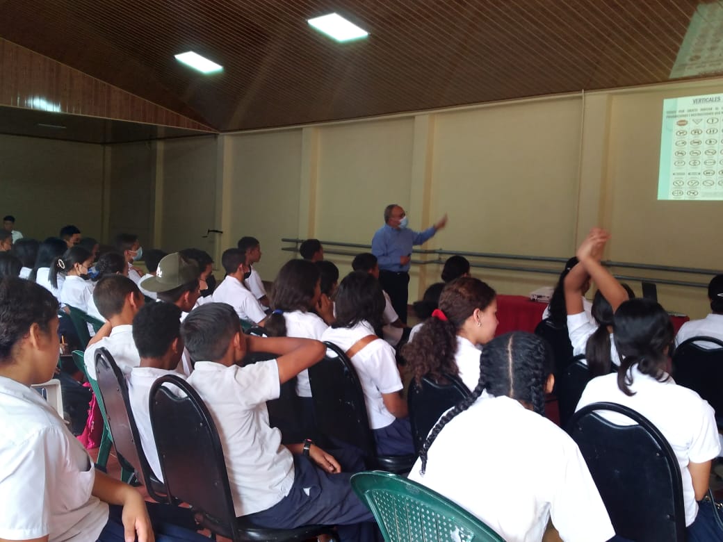 La DNVT capacita a más de 100 menores de edad en materia vial