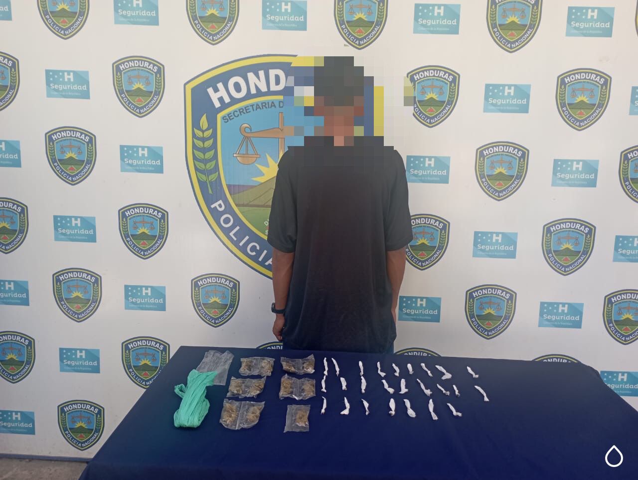 Menor infractor es arrestado en posesión de droga lista para su distribución