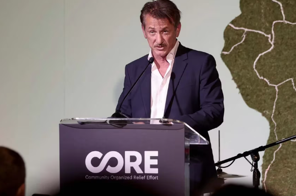 La organización benéfica de Sean Penn quedó envuelta en problemas financieros y denuncias de acoso sexual