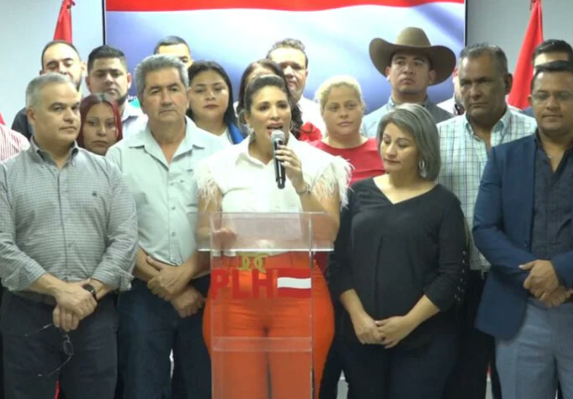 Líderes del Partido Liberal firman acuerdo de unión sobre la elección de magistrados a la CSJ