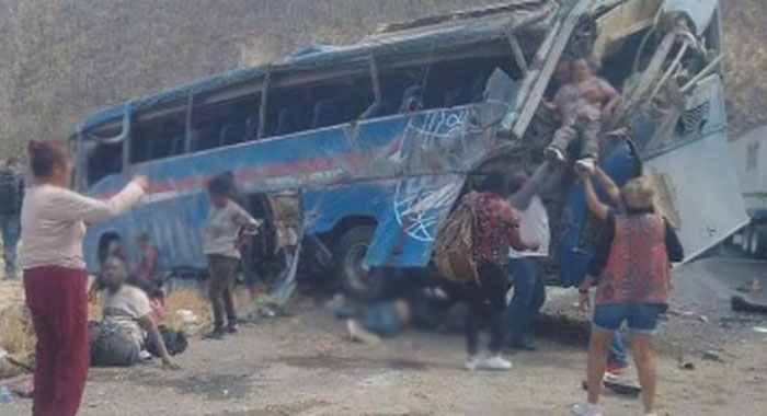 17 migrantes muertos por accidente en México