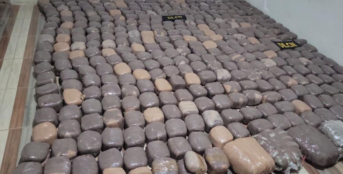 Decomisan importante cargamento de droga en la zona oriental del país Decomisan importante cargamento de droga en la zona oriental del país
