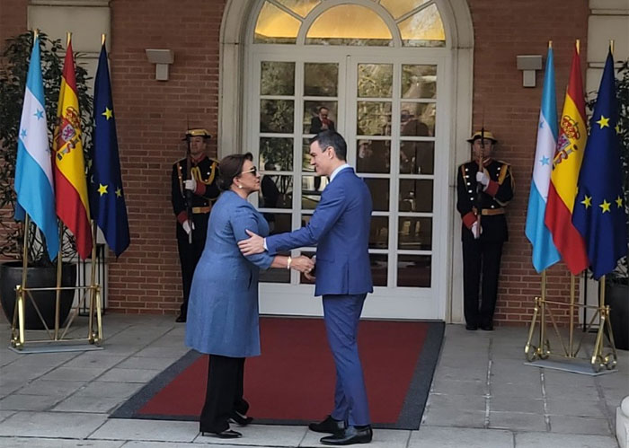 Pedro Sánchez ratifica a Xiomara Castro compromiso de cooperación con Honduras Pedro Sánchez ratifica a Xiomara Castro compromiso de cooperación con Honduras