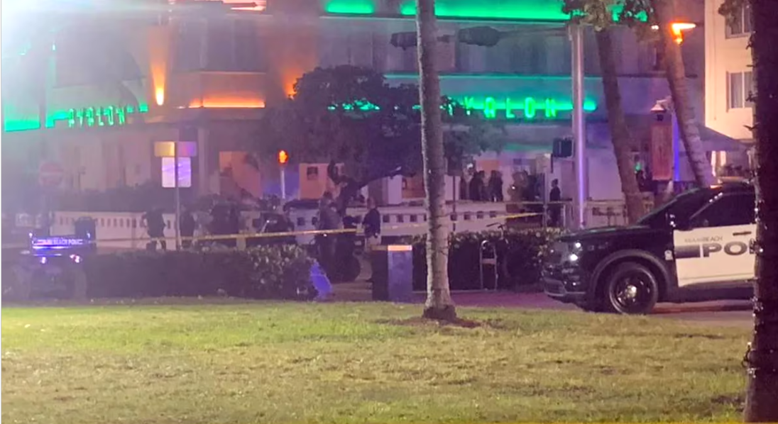 Tiroteo en Miami deja muertos y heridos Tiroteo en Miami deja muertos y heridos