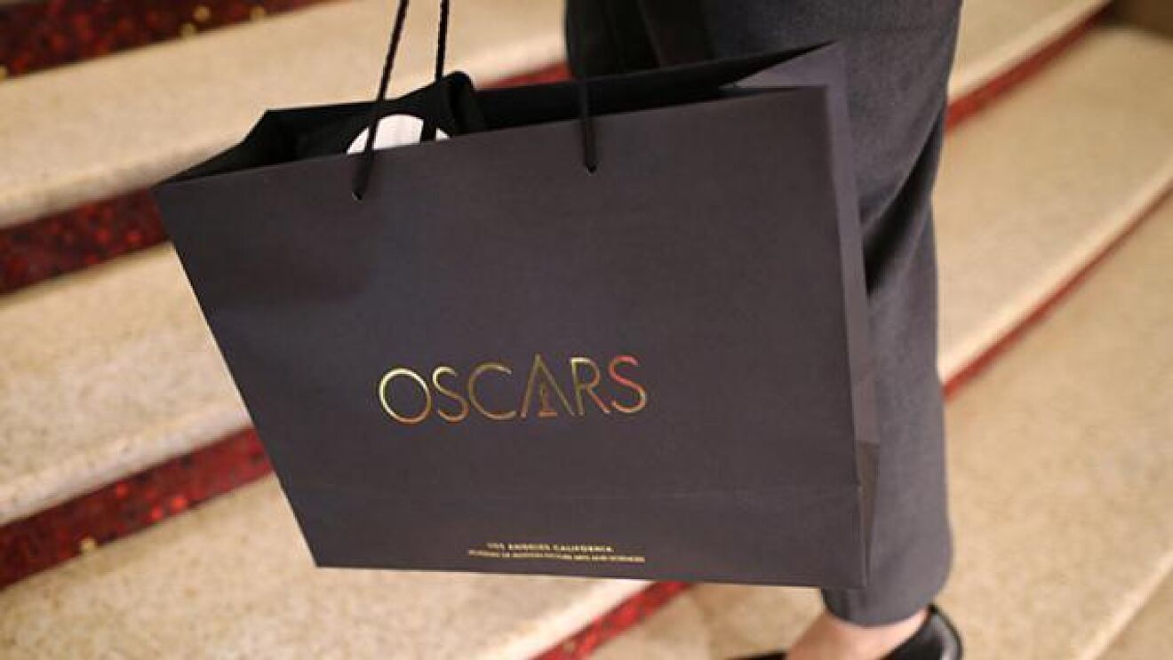 ¿Qué contienen las bolsas de regalo de los Oscar 2023?