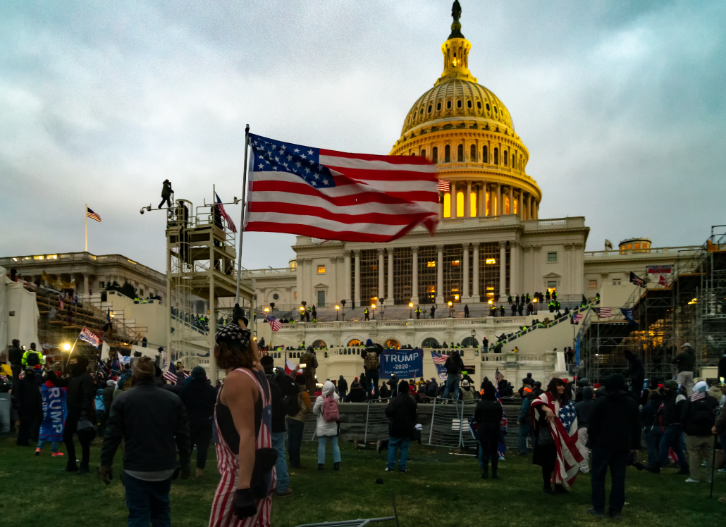 Juez ordena a Pence testificar en investigación sobre Trump y las elecciones de 2020