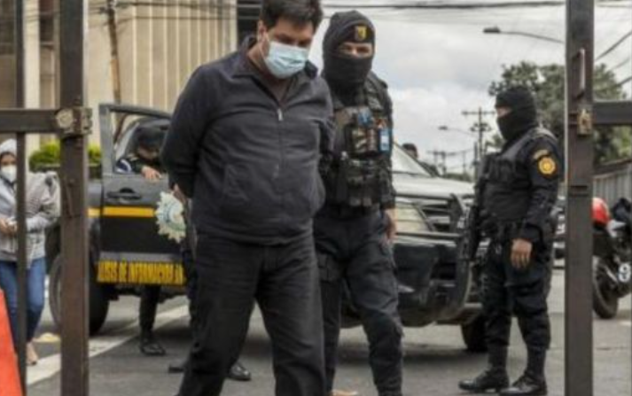 Cuatro guatemaltecos son extraditados a EE.UU. por trata de personas