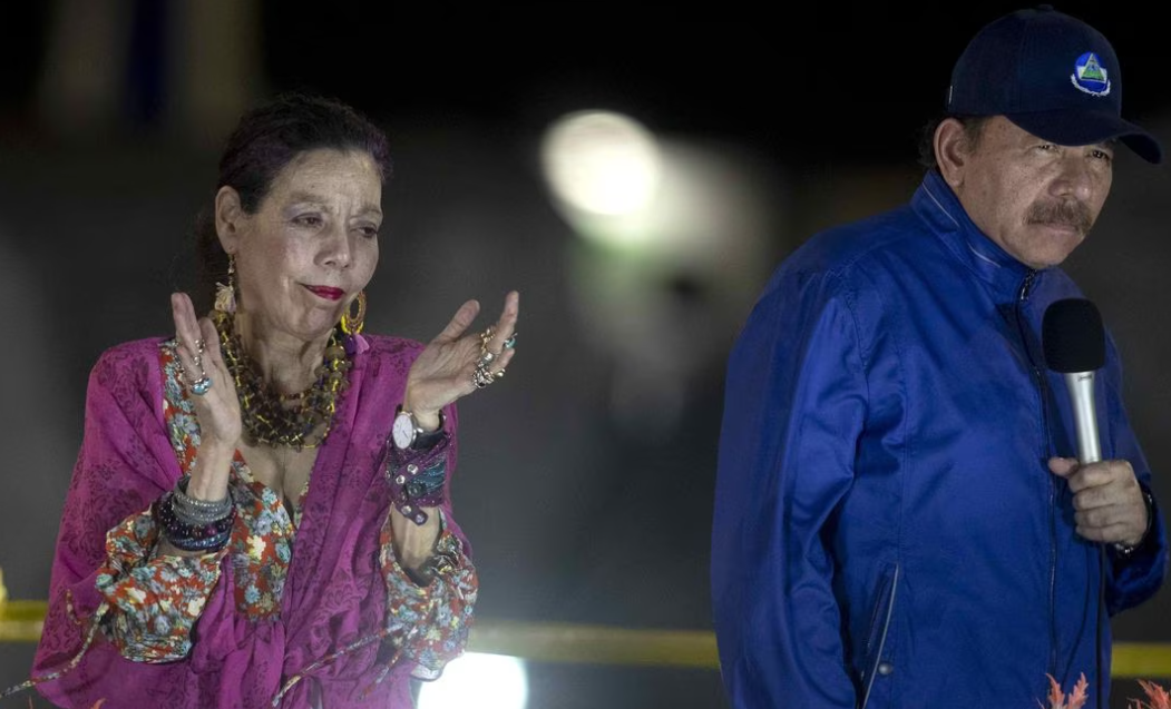 Daniel Ortega y Rosario Murillo, responsables de crímenes de lesa humanidad en Nicaragua Daniel Ortega y Rosario Murillo, responsables de crímenes de lesa humanidad en Nicaragua