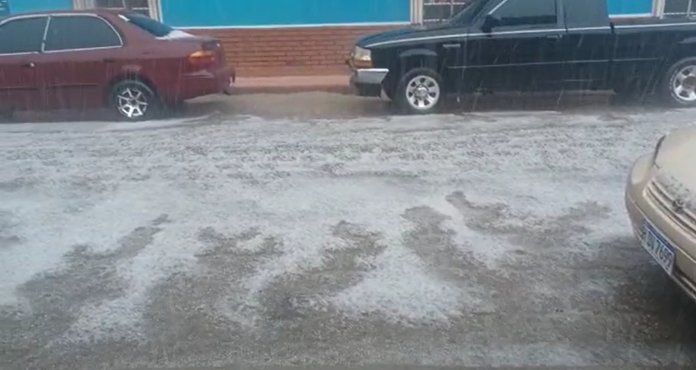 Llueve granizos en La Esperanza, Intibucá Llueve granizos en La Esperanza, Intibucá