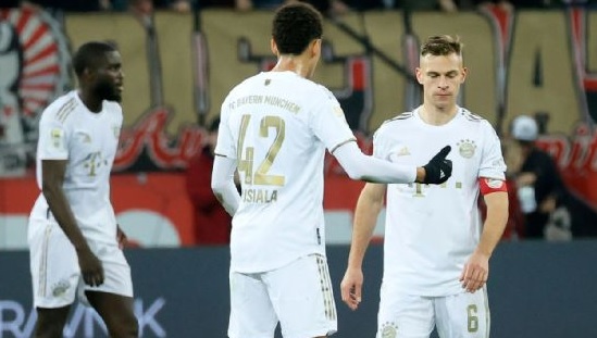 Medios alemanes apuntan a grietas en el vestuario del Bayern Múnich Medios alemanes apuntan a grietas en el vestuario del Bayern Múnich