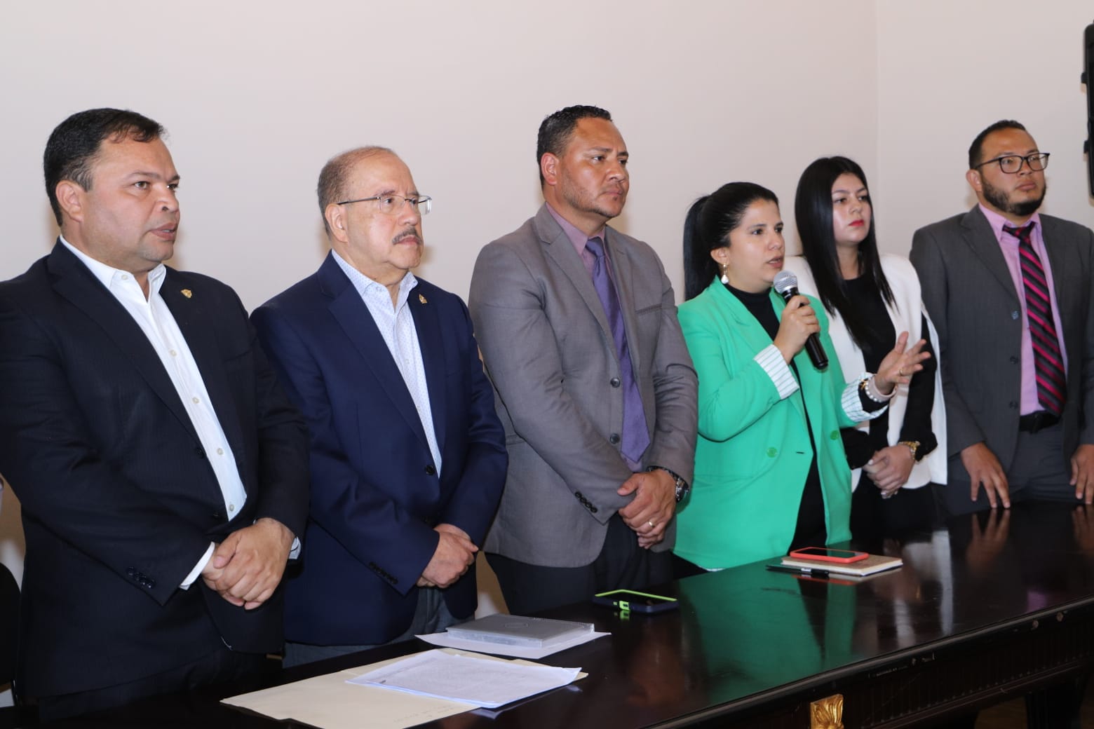 Congreso escucha las peticiones de fiscales y empleados del Ministerio Público