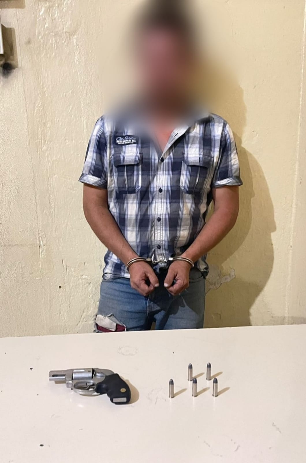 Capturan a un sujeto por el delito de tenencia ilegal de arma de fuego