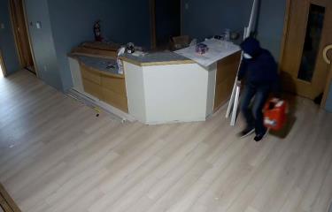 Mujer incendia clínica abortiva en Estados Unidos